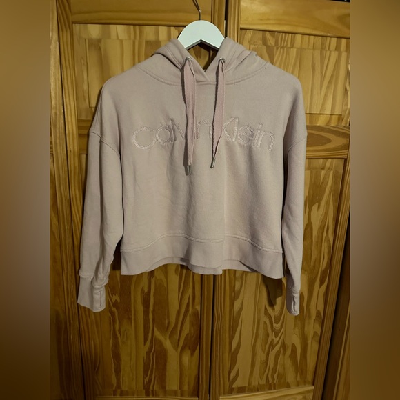 Calvin Klein Tops - Blush Pink Calvin Klein Crop Sweatshirt